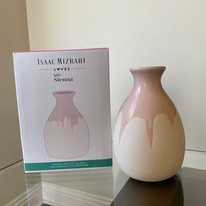 Isaac Mizrahi XO Sienna Vase
